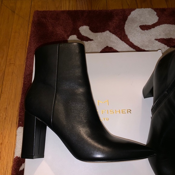 Marc Fisher LTD. Ulani Pointy Toe Bootie - Picture 3 of 5